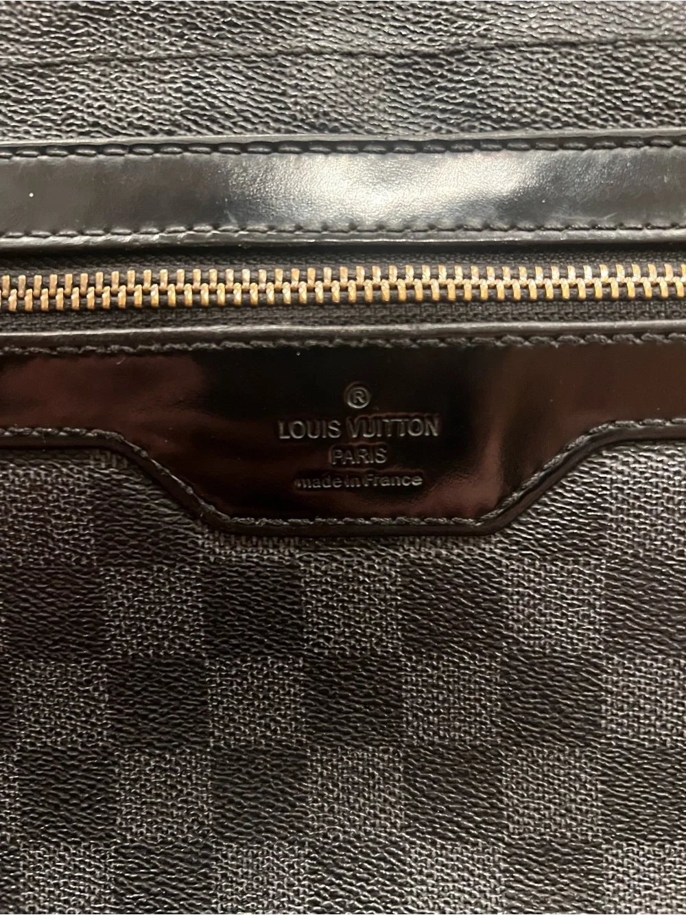 Authentic Louis Vuitton Daniel MM Messenger Bag - Damier Graphite Canvas